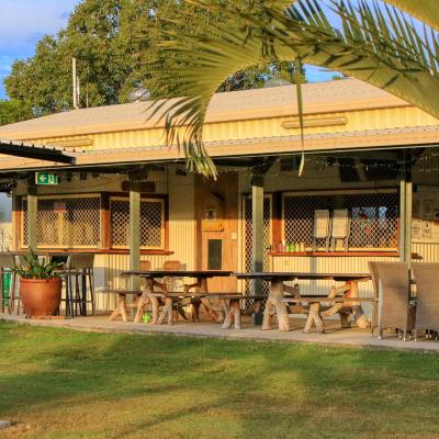 Brandybottle Caravan Golf Park Clairview Cafe Bar 1a